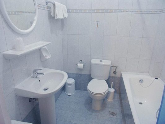 Bathroom Kronio
